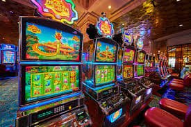 king play ကာစီနို VIP baccarat table မြန်မာ high limit live dealer ကစားနေသောမြင်ကွင်း